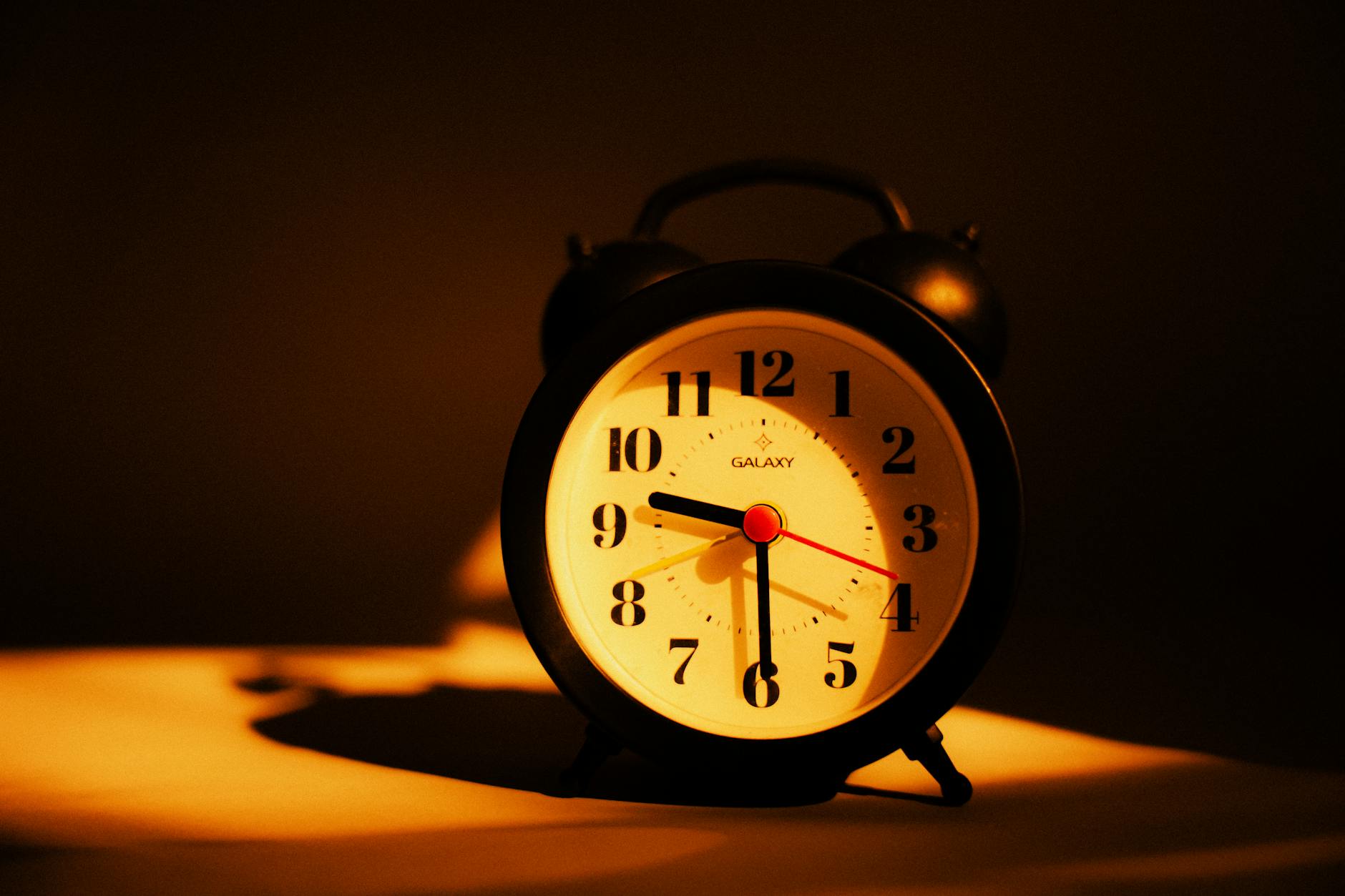 How to Remove Backgrounds in Photoshop in Minutes - Featured image