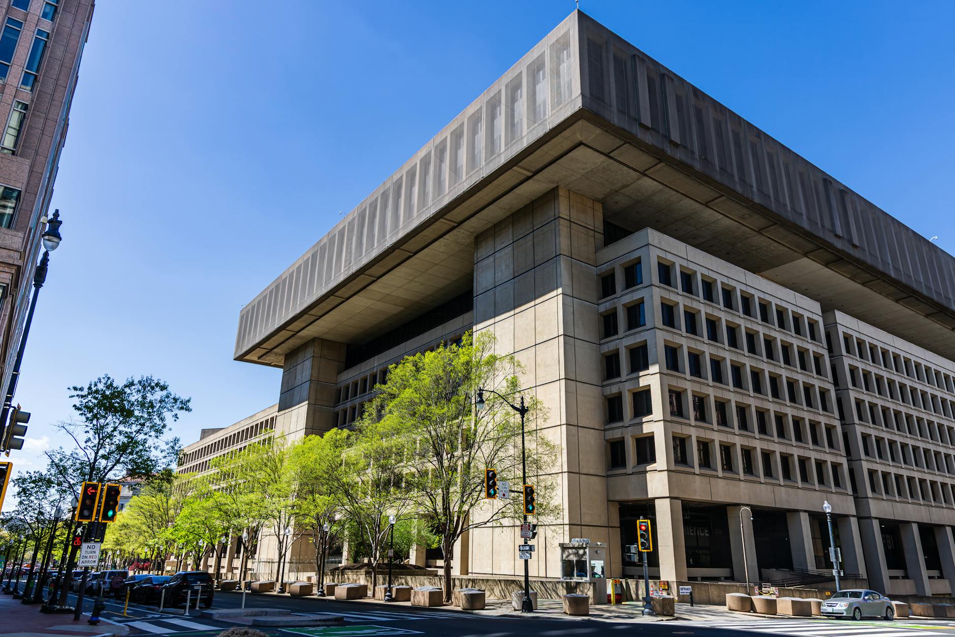 FBI Warns Webflow Site Owners About Active Exploitation of CVE-2026-12.5 - Featured image