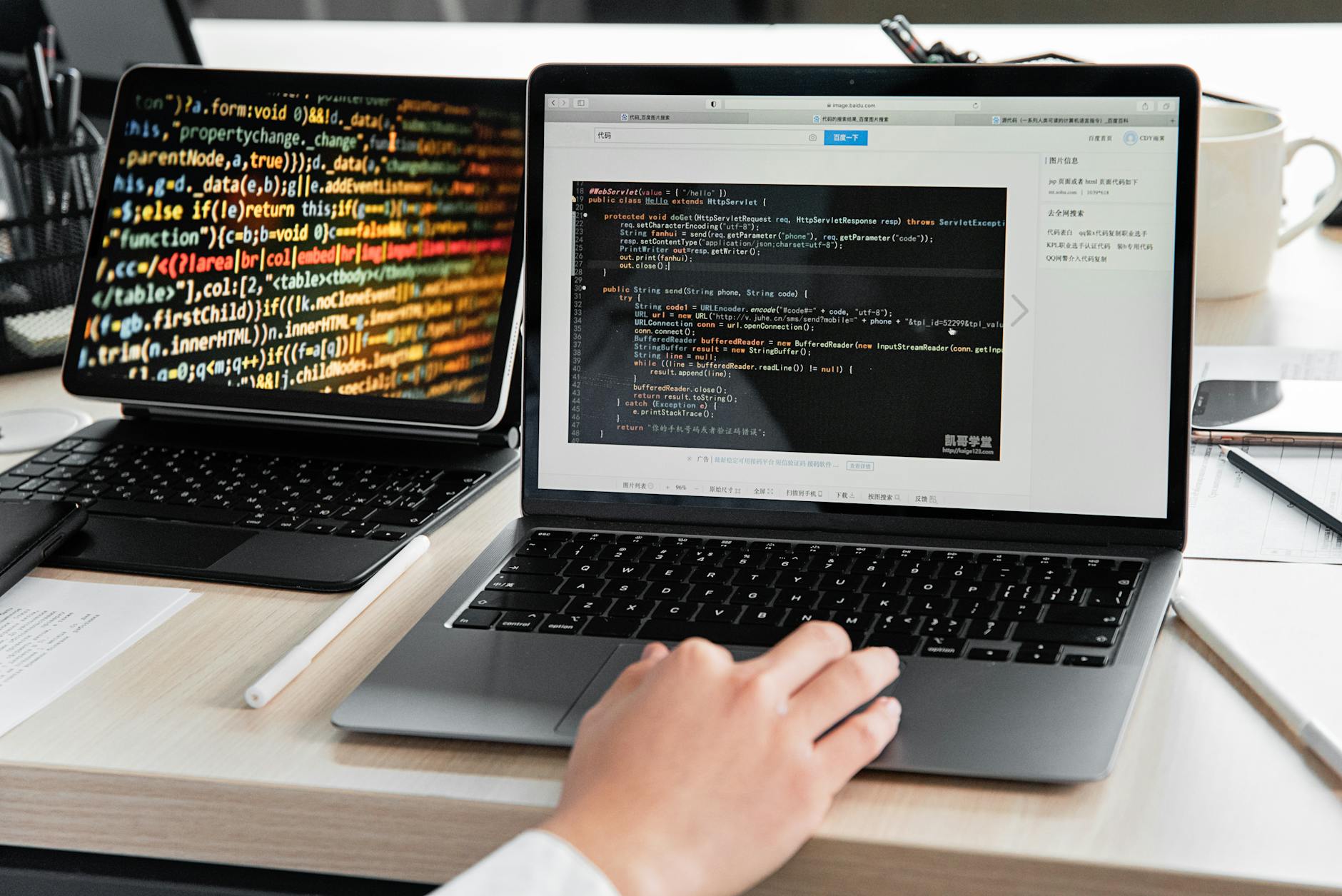 Patching Strategy and Compatibility Challenges in Magento Updates