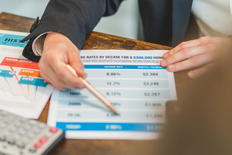 Mortgage Rates: Current Updates and 2026 Trends for Home Buyers - Featured image