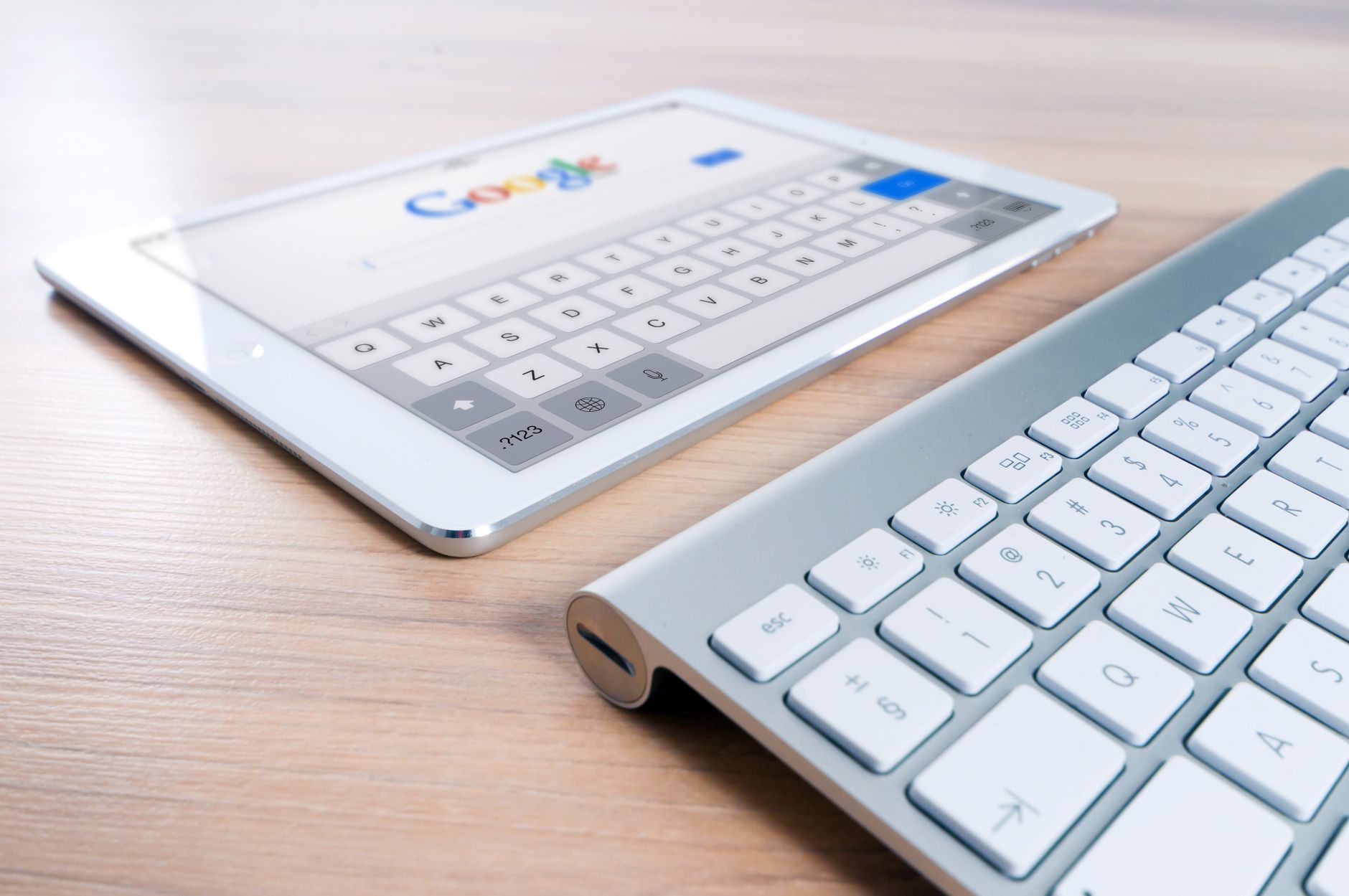 Google Search Console Expands Tracking To Include Social And Video Posts - Featured image